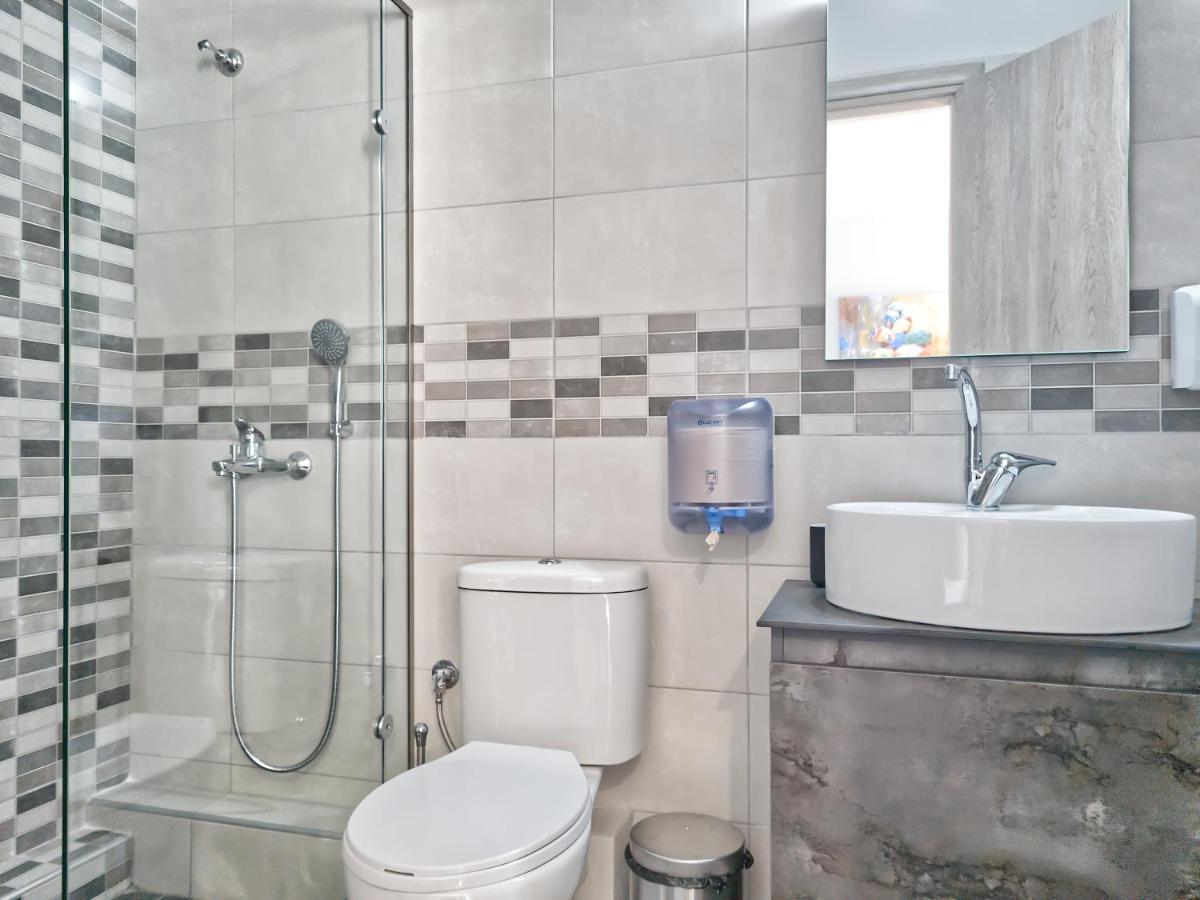 Epipleon Luxury Suites -104- Δωμάτιο 35Τμ Με Βεράντα 35Τμ Μπροστά Στη Θάλασσα Nafpaktos Eksteriør billede