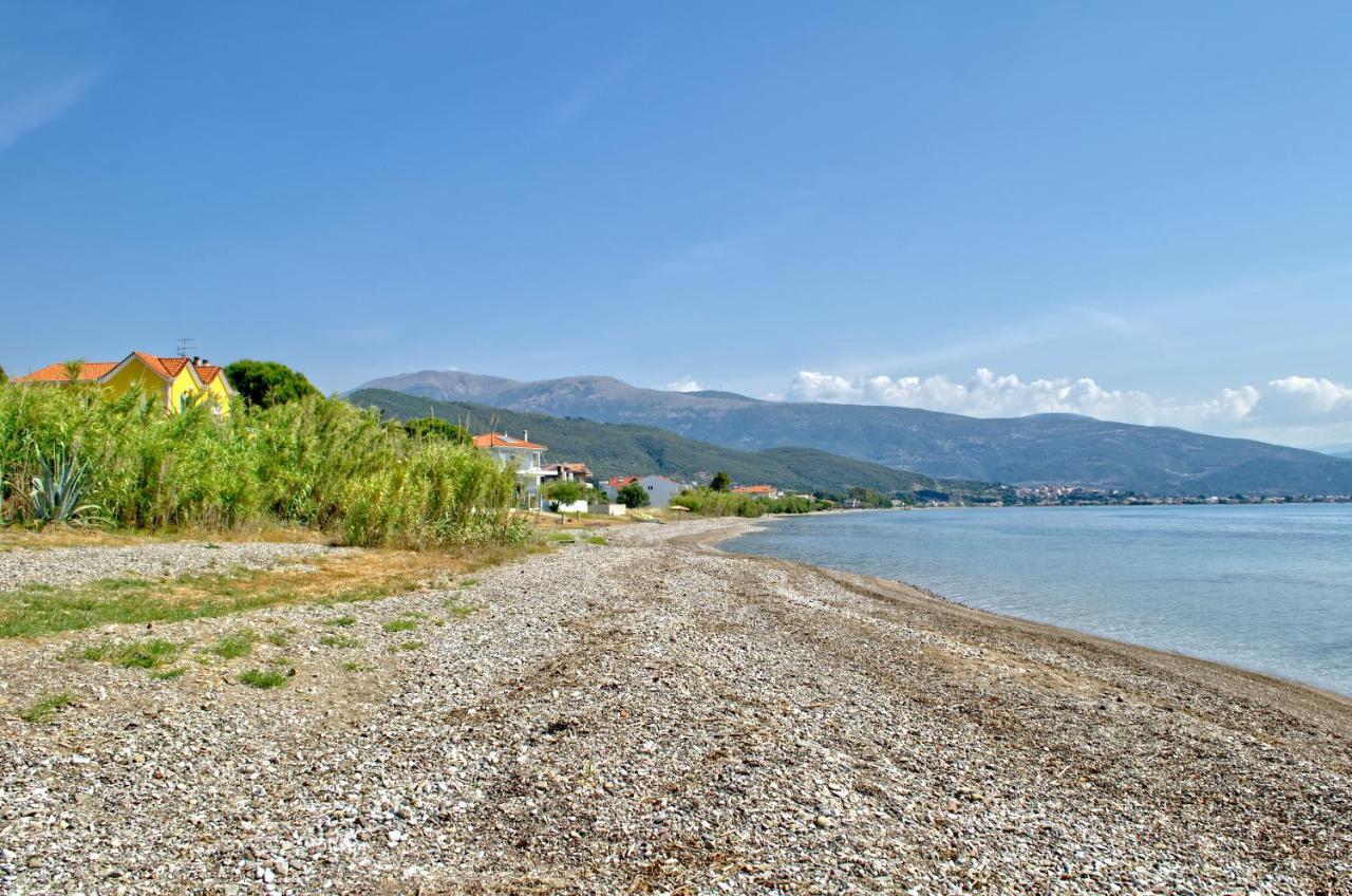 Epipleon Luxury Suites -104- Δωμάτιο 35Τμ Με Βεράντα 35Τμ Μπροστά Στη Θάλασσα Nafpaktos Eksteriør billede